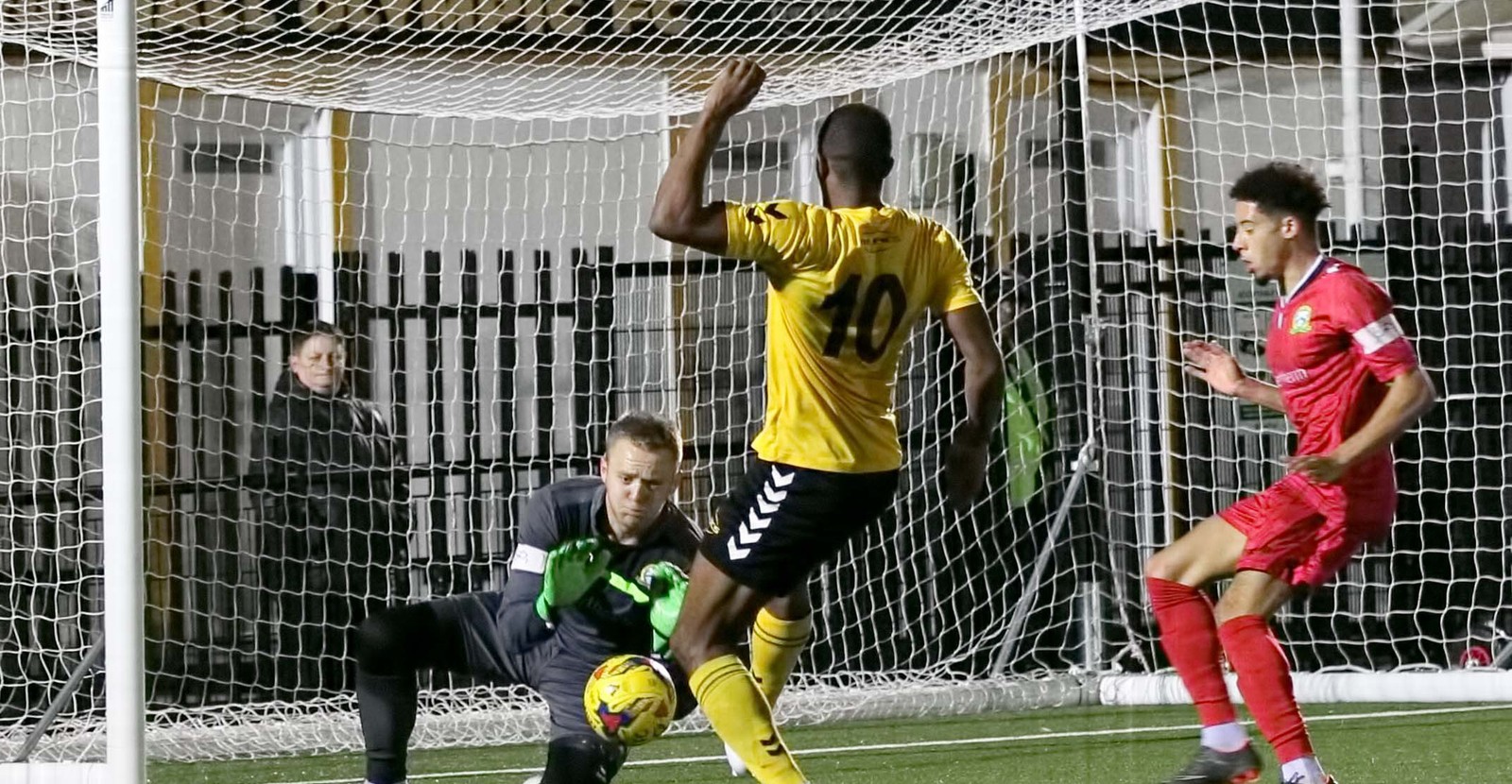 02: Barwell keeper foils Jon Letford