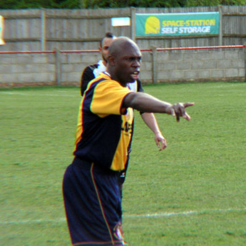 Roy Gumbs