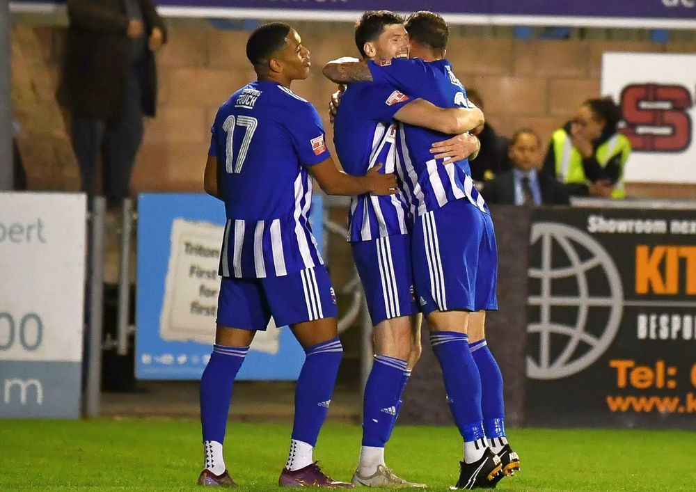 Nuneaton celebrate win against the Eagles