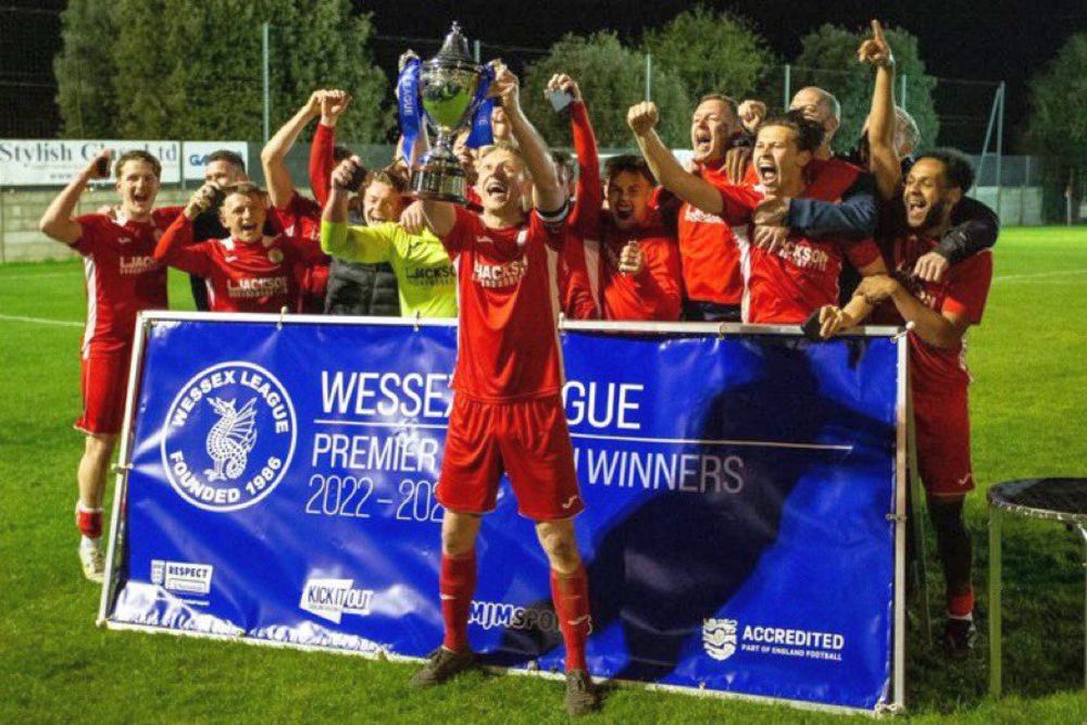 Horndean celebrate