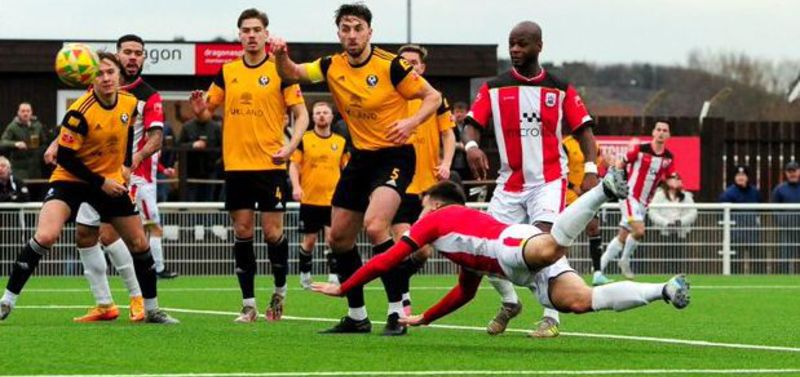 Henri Wilder heads Ilkeston's second (Photo: Ilkeston Town FC)