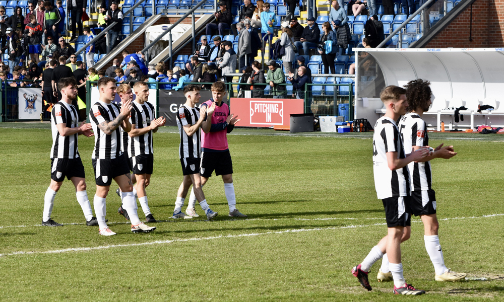 MERTHYR TOWN | NO GIVING UP
