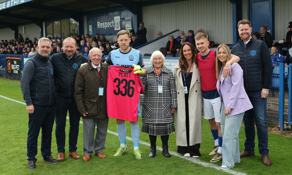 HALESOWEN TOWN | WINNING SMILE