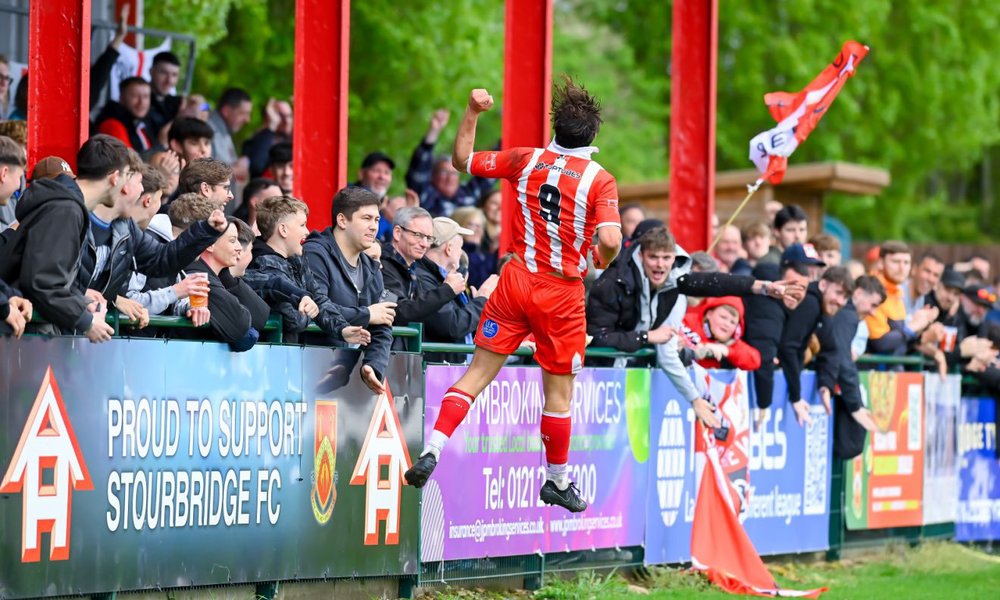 STOURBRIDGE | SPRING IN THEIR STEP