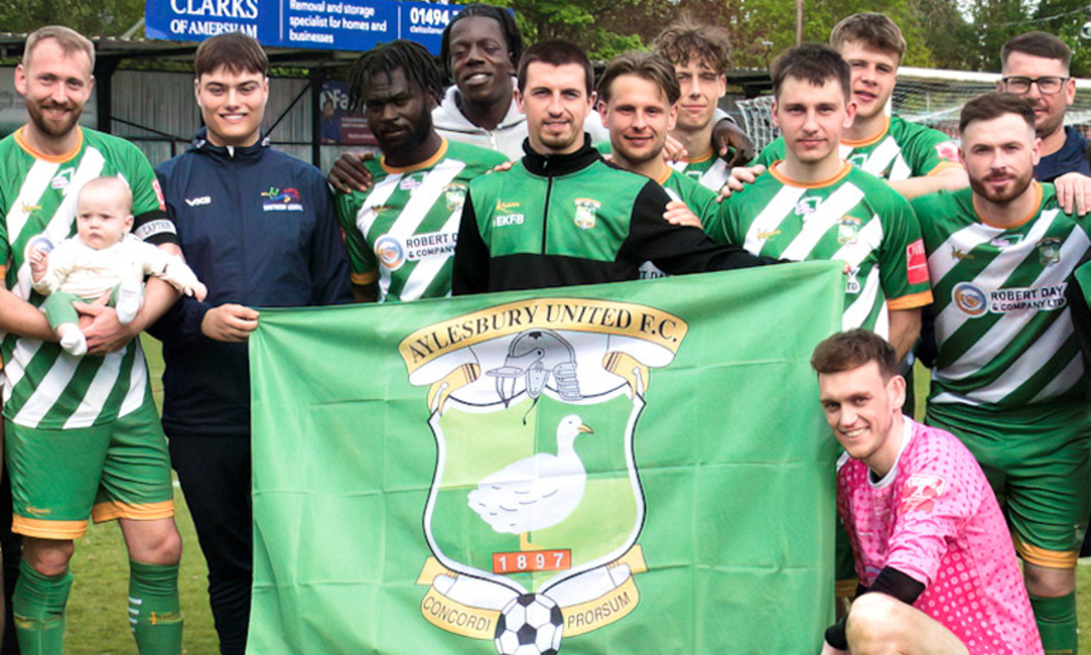 AYLESBURY UNITED | BEATING HEART